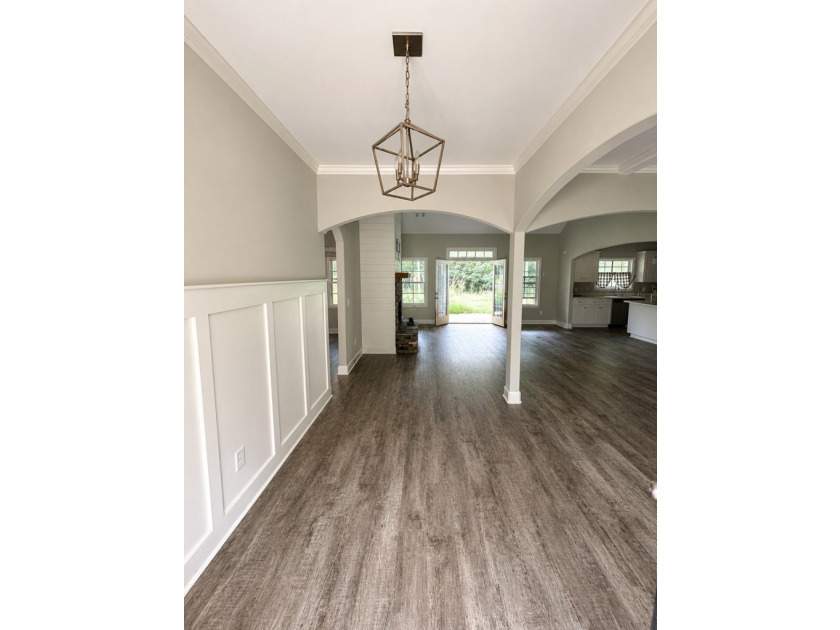 Welcome to Crestline Drive! If you've been looking for acreage - photo 5