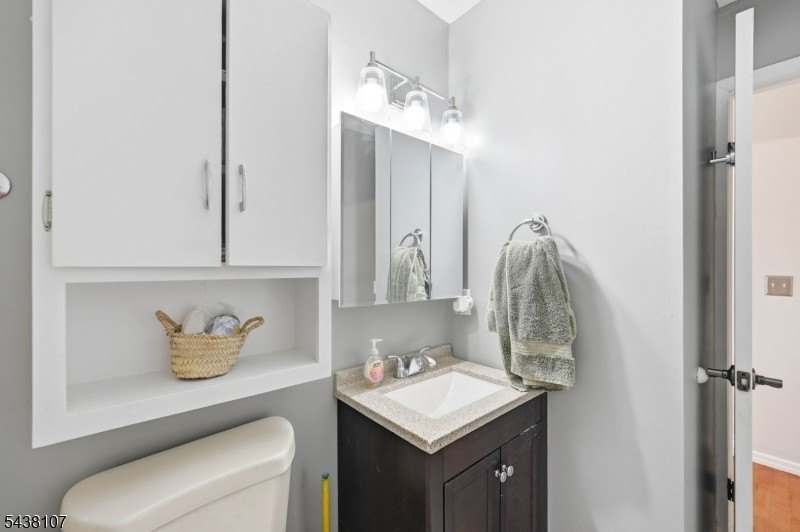 Enjoy breathtaking views from this 2 bedroom, 1 bath end unit - photo 10