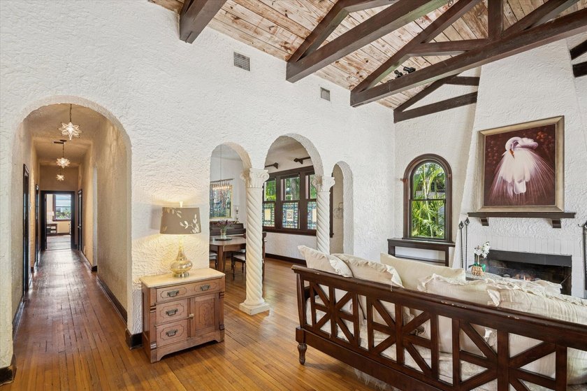 A rare opportunity to own this charming &amp; distinctive historic - photo 12