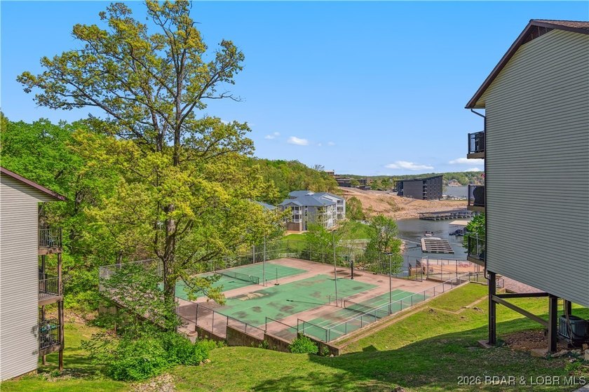 The location at Water's Edge everyone wants. A walk in unit with - photo 46