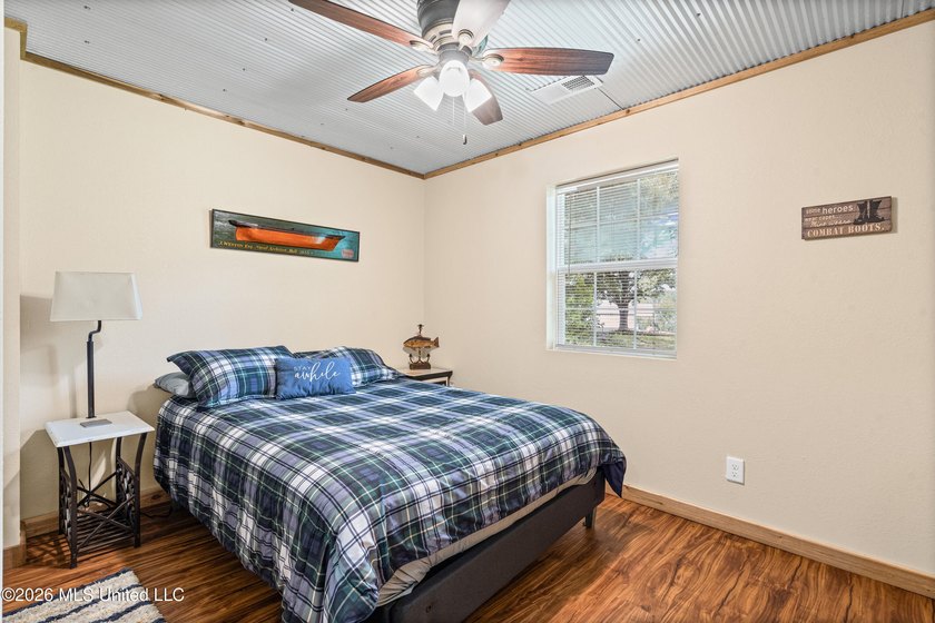 Rare opportunity to own a fully furnished duplex on - photo 11