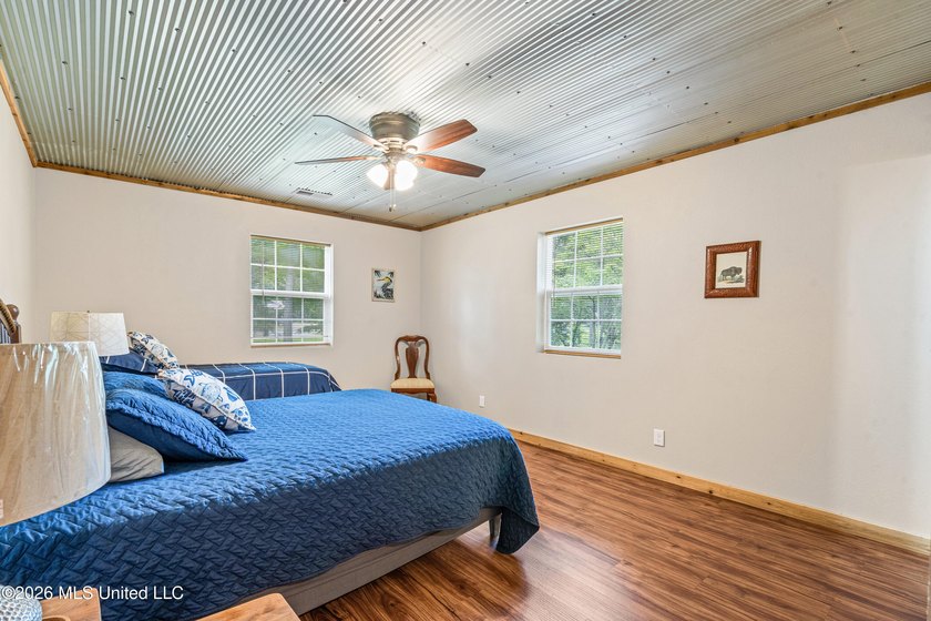 Rare opportunity to own a fully furnished duplex on - photo 20