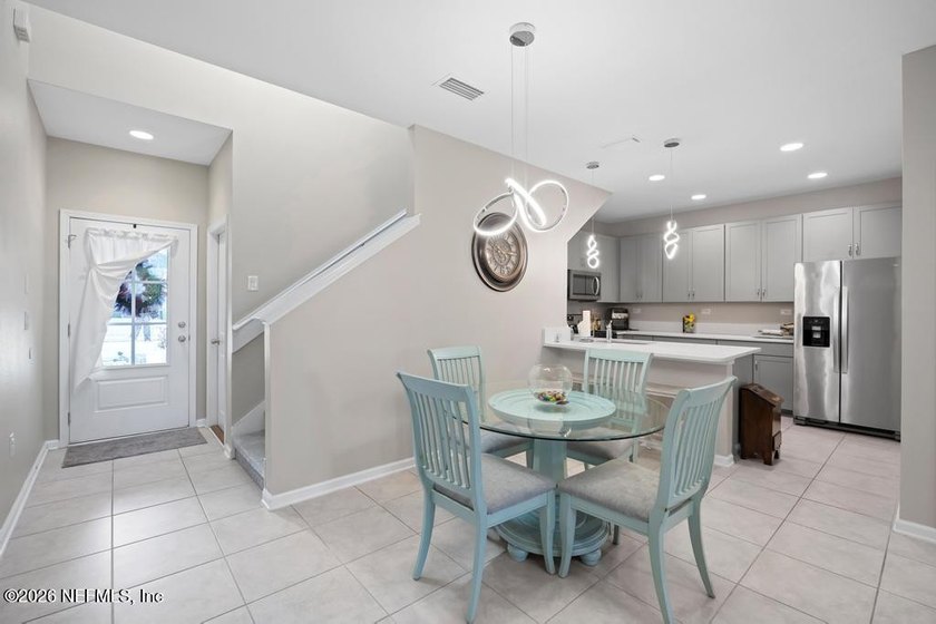 LIVE THE BEACON LAKE LIFESTYLE... FOR LESS! Welcome to one of - photo 4