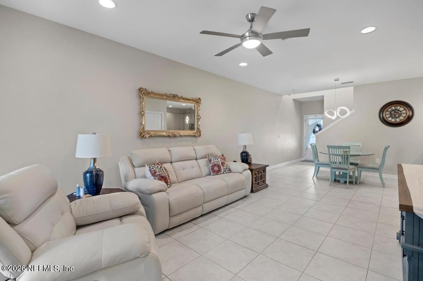 LIVE THE BEACON LAKE LIFESTYLE... FOR LESS! Welcome to one of - photo 9