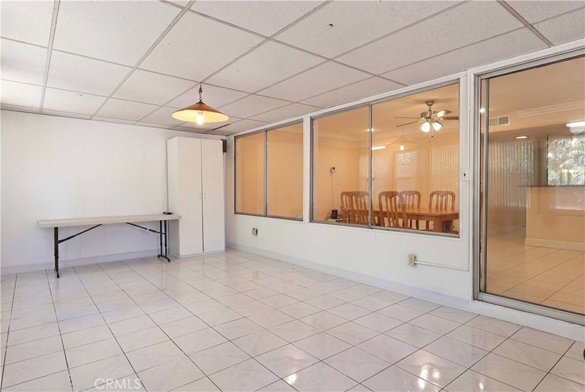 Welcome to 2533 S Townsend Street, a spacious and beautifully - photo 11