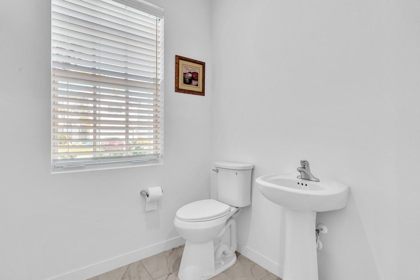 Immediate Occupancy. Built in 2025. Seller relocation forces - photo 16