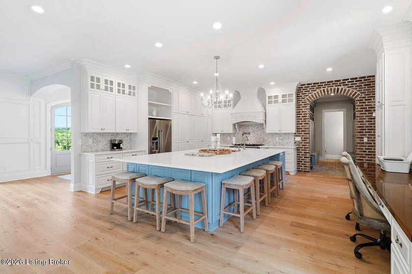 Discover this exceptional custom French-inspired estate on 8.3 - photo 19