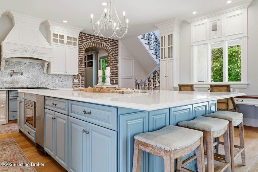 Discover this exceptional custom French-inspired estate on 8.3 - photo 21