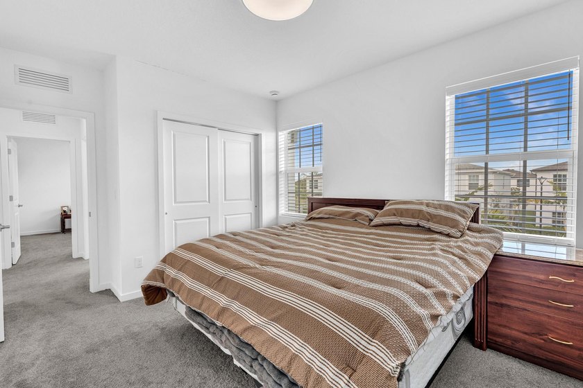 Immediate Occupancy. Built in 2025. Seller relocation forces - photo 24