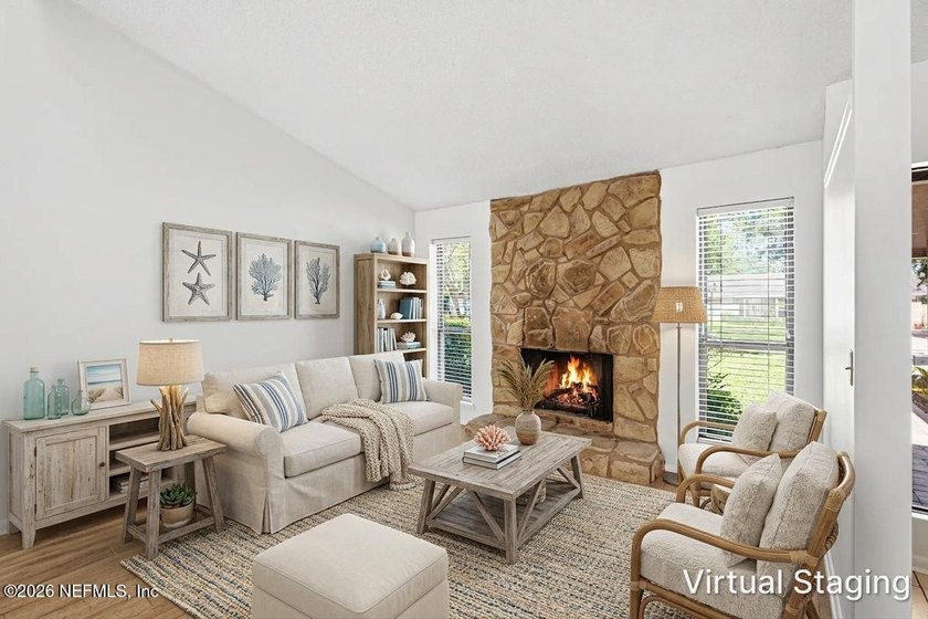 GREAT NEW PRICE AND AN OUTSTANDING LOCATION. Time to live in the - photo 3