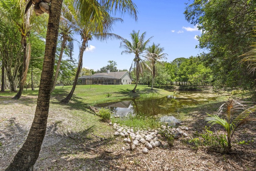 Discover an exceptional equestrian estate in Fox Trail on 5 - photo 41