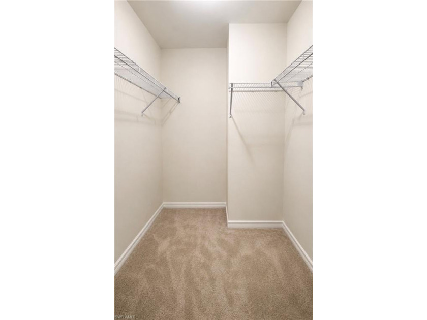 Welcome to this beautiful 4-bedroom, 2-bath pool home built in - photo 11