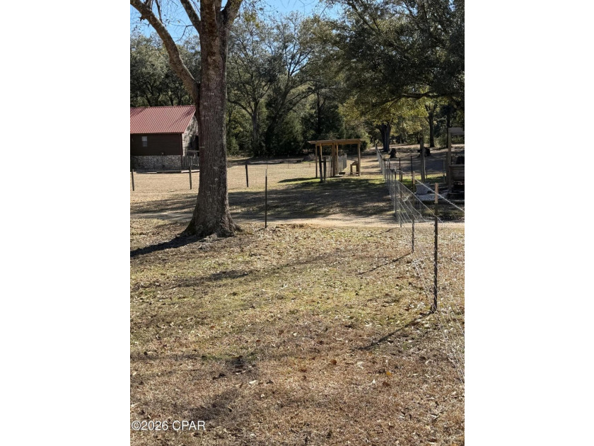Two Homes!! Beautiful 6.69-acre estate offering a main residence - photo 25