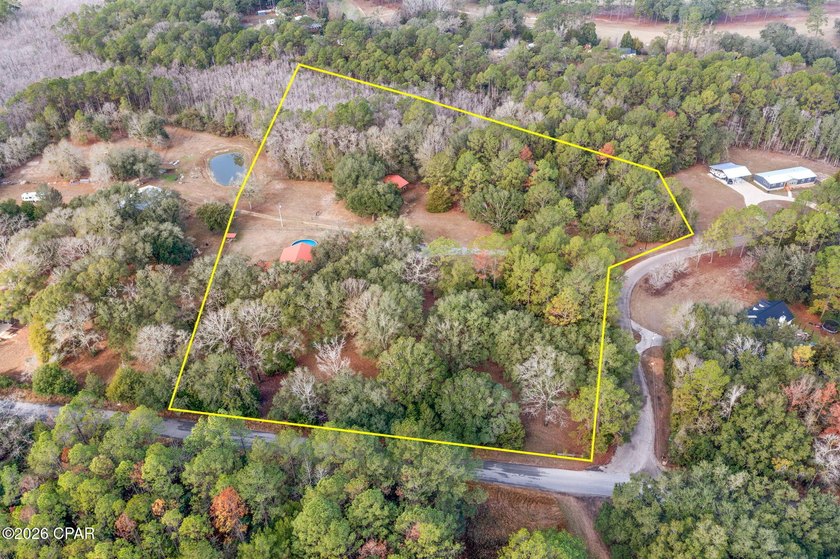 Two Homes!! Beautiful 6.69-acre estate offering a main residence - photo 36