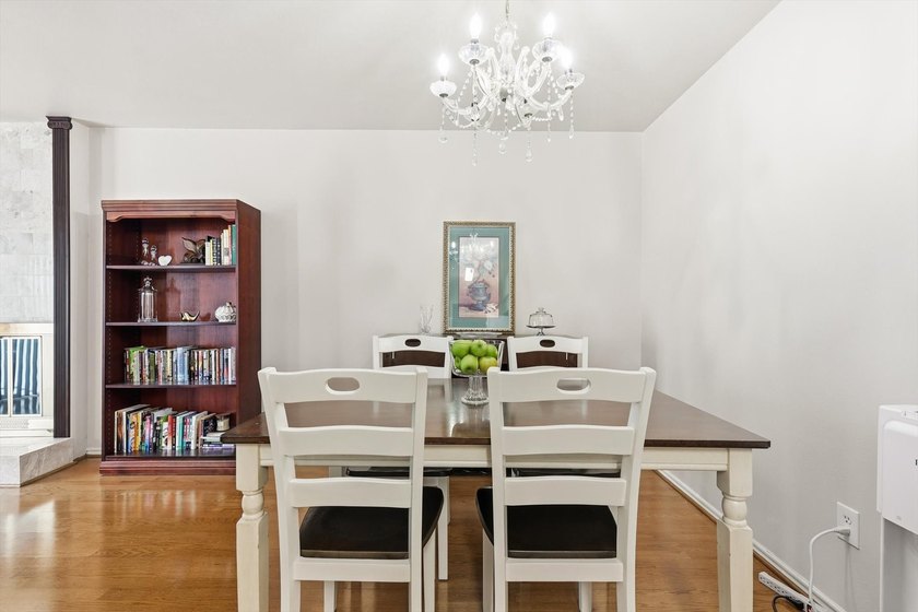 Light, bright, and truly move-in ready, this 3-bedroom, 2.1-bath - photo 7