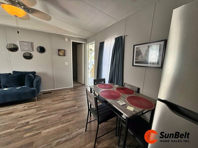 BRING ALL OFFERS!! MOTIVATED SELLER/PRICE REDUCED!! CUTE &amp; COZY - photo 11