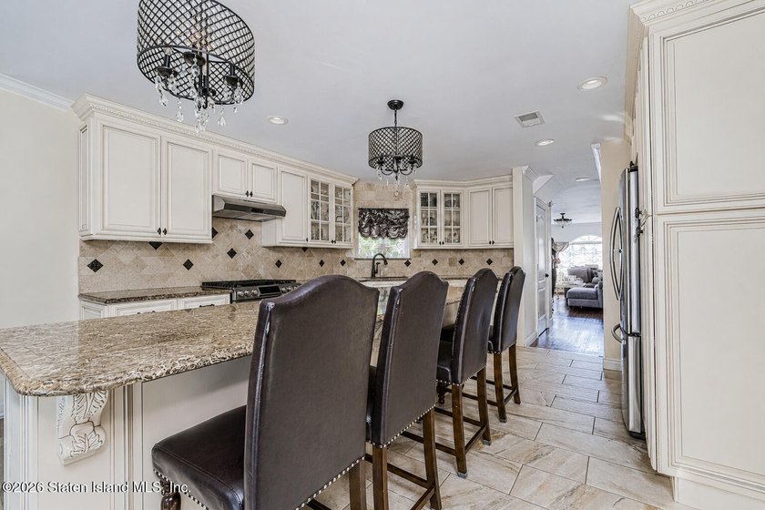 Welcome to this gorgeous semi-attached home in the heart of - photo 11