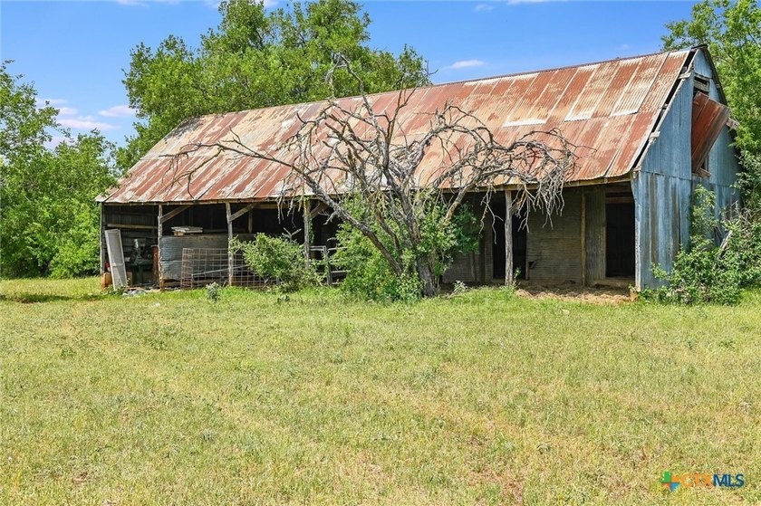 57+ acre Legacy Ranch encircled by protected Greenbelt! Ideal - photo 29