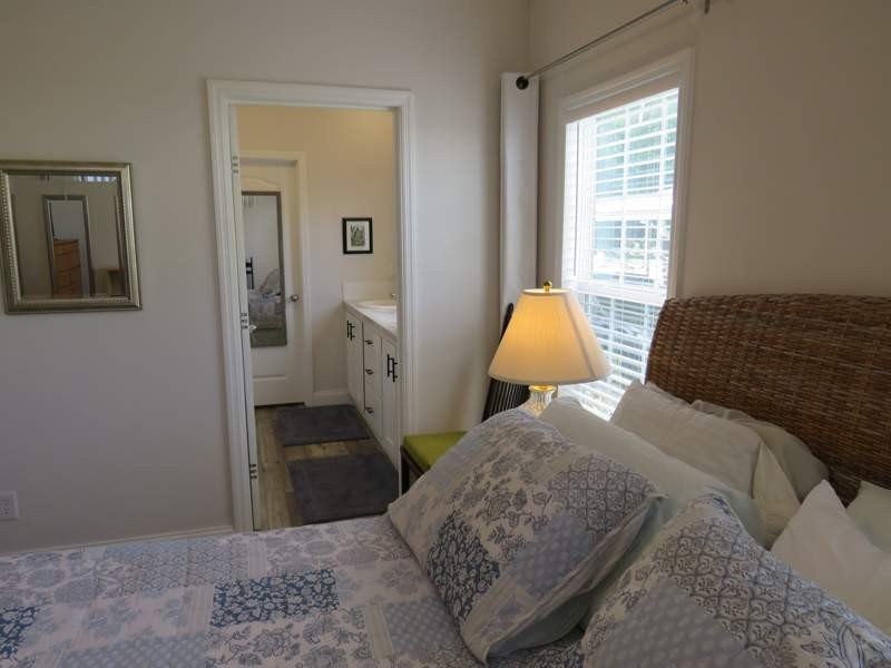 This very well appointed 3 bedroom 2 bath home is impressive - photo 29
