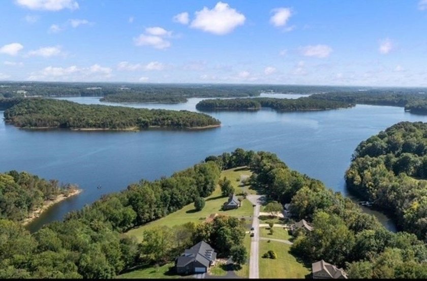 *MOVE-IN READY! Experience lake living at its BEST on Barren - photo 21