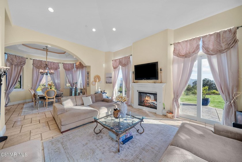 Welcome to a private world of elegance, serenity, and - photo 33
