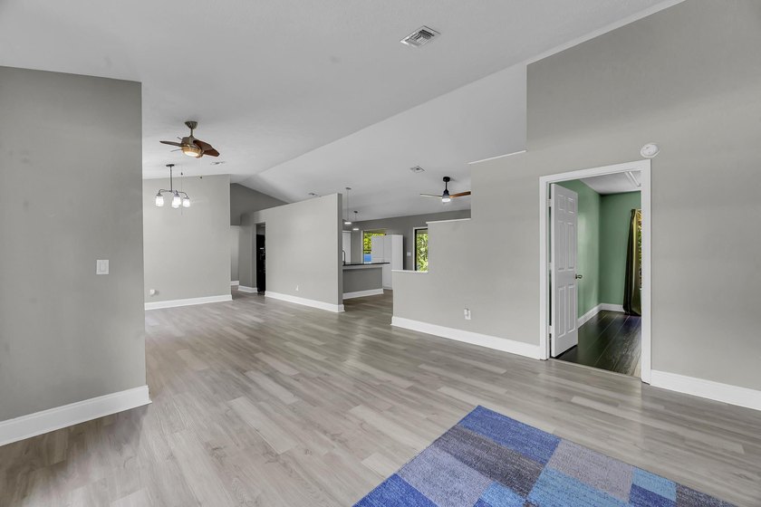 Welcome to this charming 3/2/2 home located on an oversized - photo 6