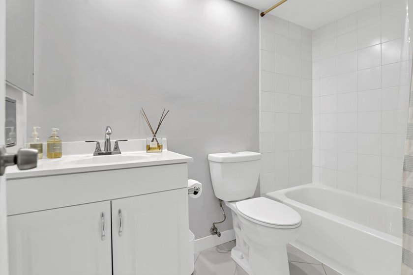 Welcome to this charming one-bedroom, one-bathroom condominium - photo 9