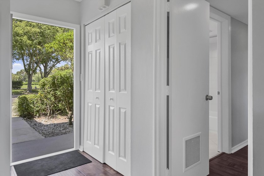 Welcome to this charming one-bedroom, one-bathroom condominium - photo 10