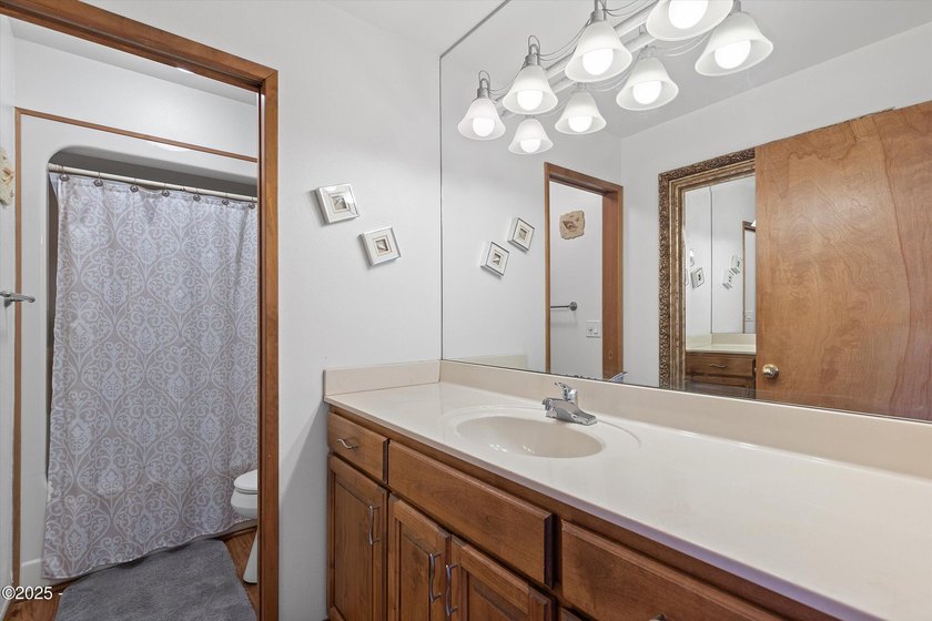 Price greatly reduced. Seller is motivated to sell this - photo 29