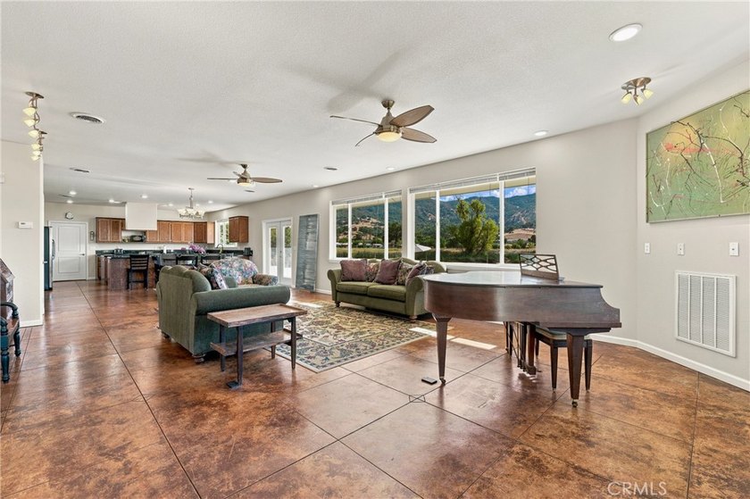 2260 Lakeshore - photo 10