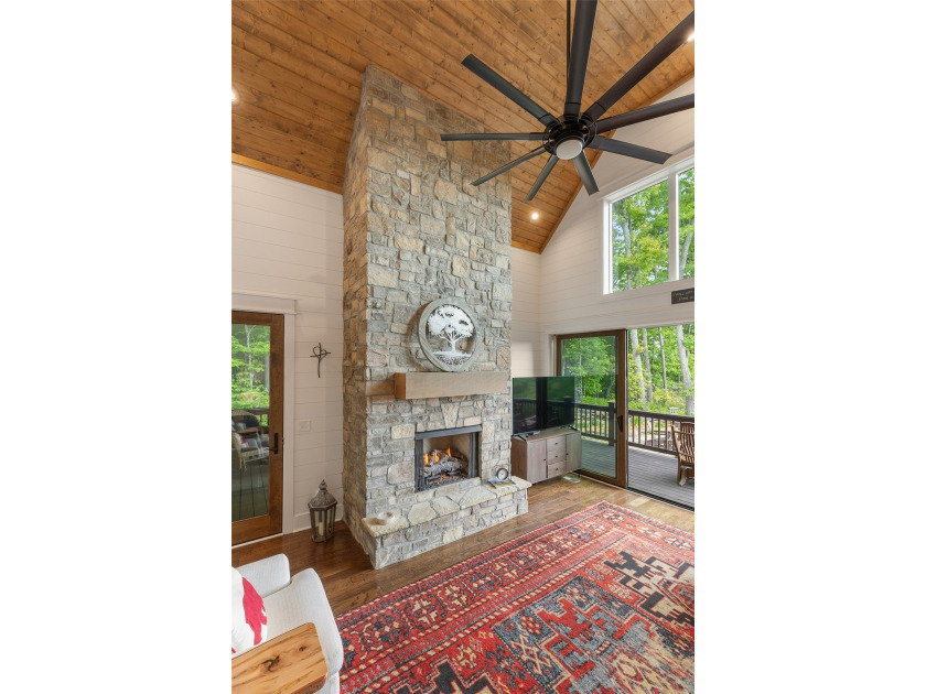Experience breathtaking, year-round long-range views of the Blue - photo 33