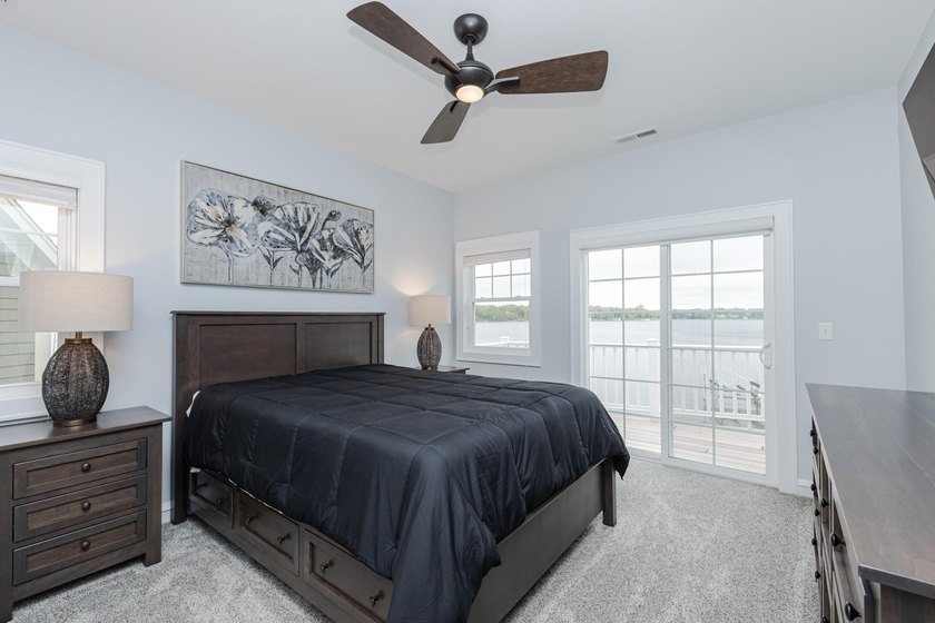 Luxury lake living on beautiful Tichigan Lake w/65' of prime - photo 22