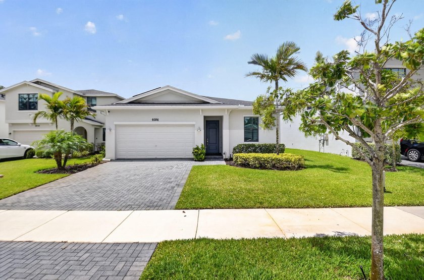 This practically new home has been wonderfully updated and - photo 5