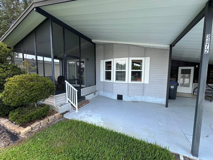This 2 bedroom 2 bath home has approximately 1,120 SF of living - photo 2
