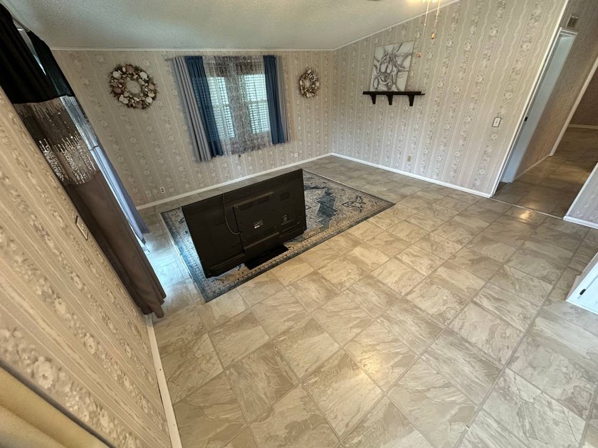 This 2 bedroom 2 bath home has approximately 1,120 SF of living - photo 8