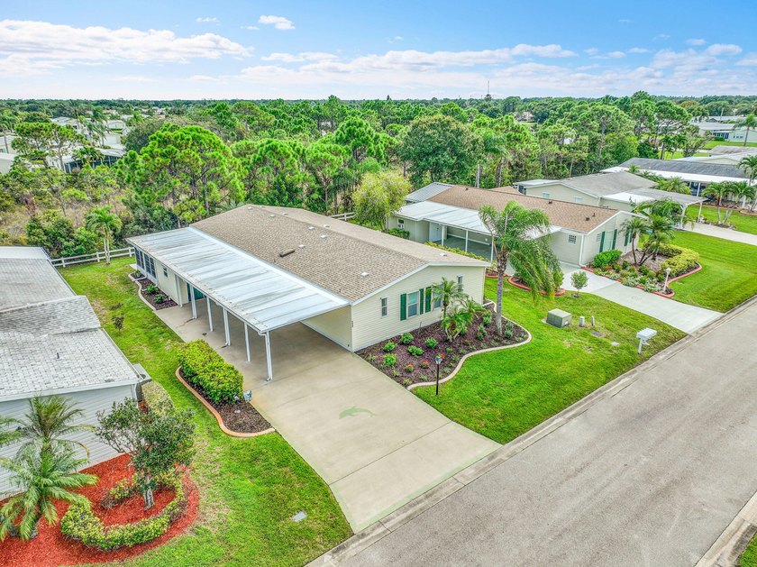 2057 sq ft makes this one of the largest Savanna Club homes - photo 33