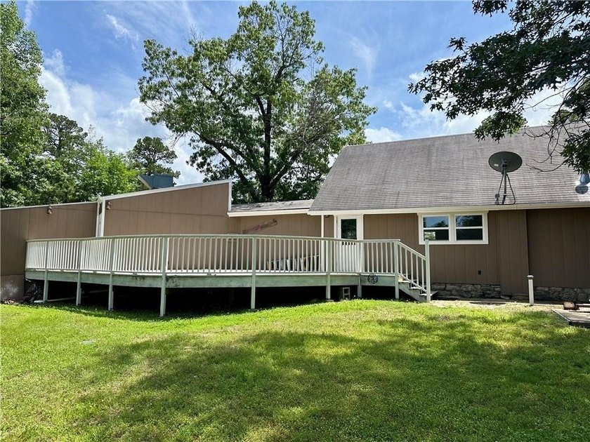 What's your Eureka Springs dream? This building has been used as - photo 36