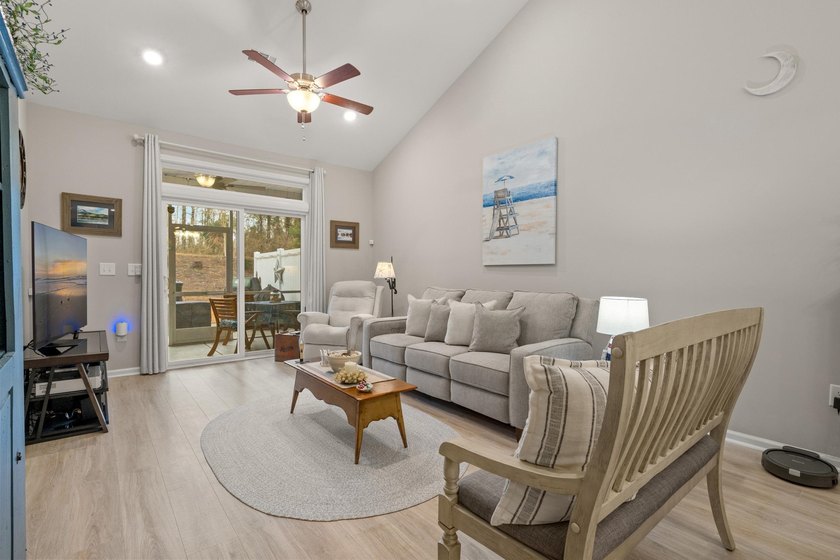 Welcome to the sought-after Garden Homes at Bella Vita, where - photo 16
