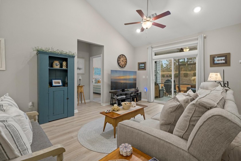 Welcome to the sought-after Garden Homes at Bella Vita, where - photo 18