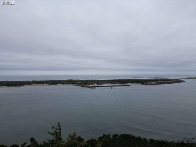 Shelter Cove Riverfront 1/2-acre lot. Build your dream home - photo 3