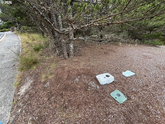Shelter Cove Riverfront 1/2-acre lot. Build your dream home - photo 8