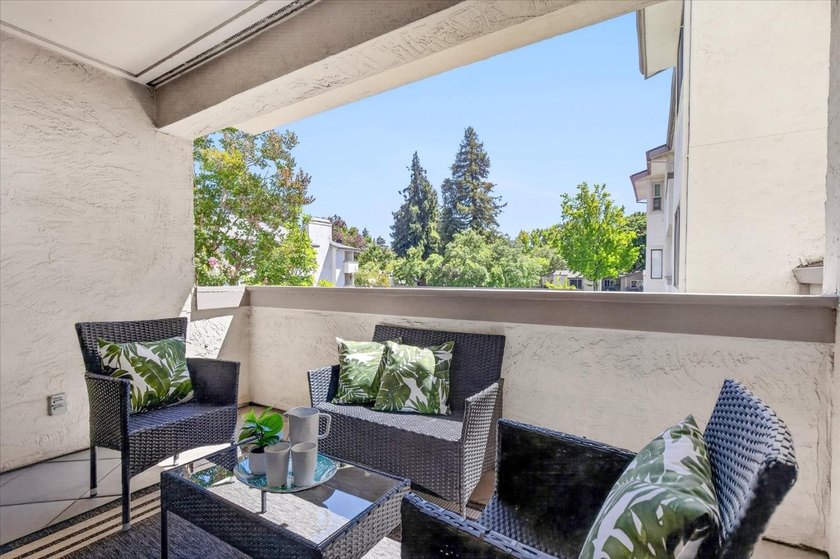 Welcome to one of Fremont's most beautifully updated condos - photo 13