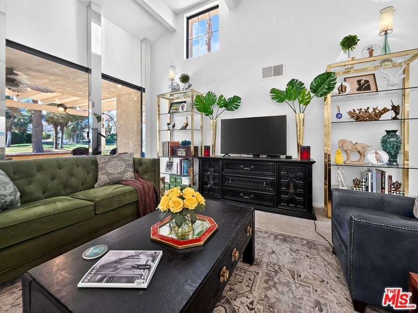 Set lakeside in one of the most desirable perimeter locations - photo 4