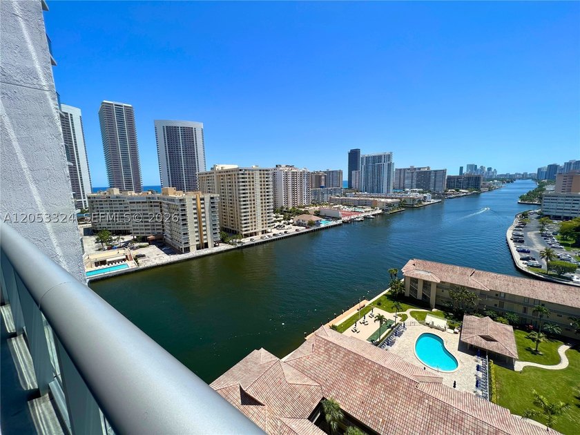 Best-priced SOUTH VIEW unit in the building and surrounding - photo 26