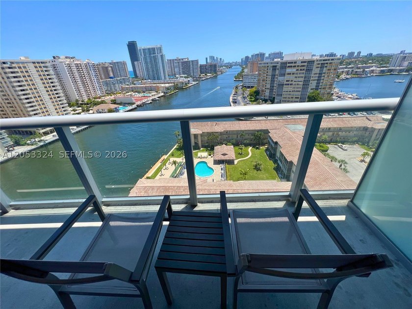 Best-priced SOUTH VIEW unit in the building and surrounding - photo 27