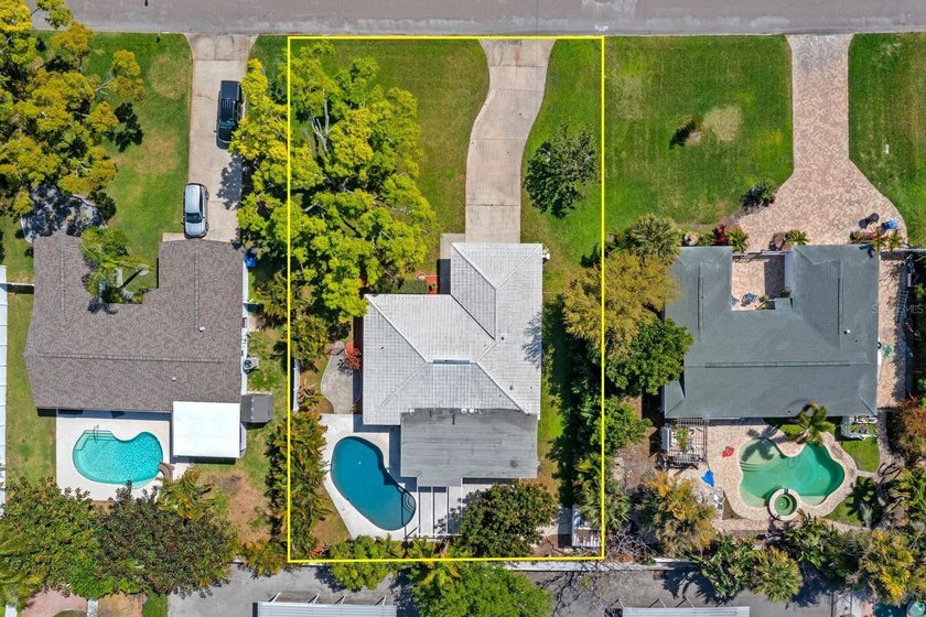 Virtually Staged. Set on an oversized lot in one of Northeast St - photo 31