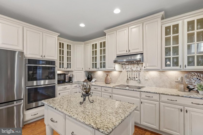 Welcome to 27551 Medallion Avenue, an exceptional golf and - photo 19