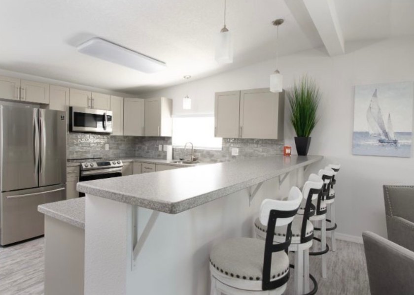 Completely reimagined in 2024, this stunning 2 bed, 1 bath home - photo 24