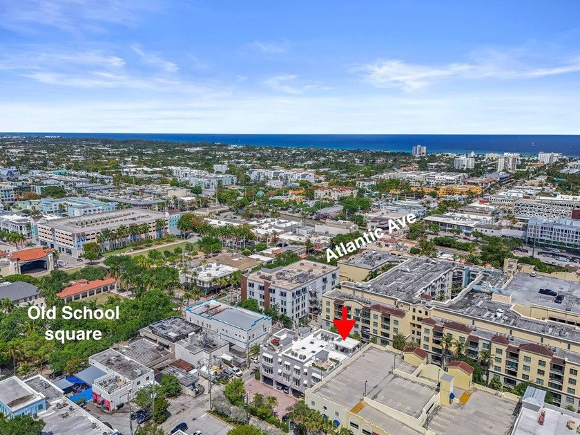 Cozy boutique condo at an ideal, most convenient location awaits - photo 25