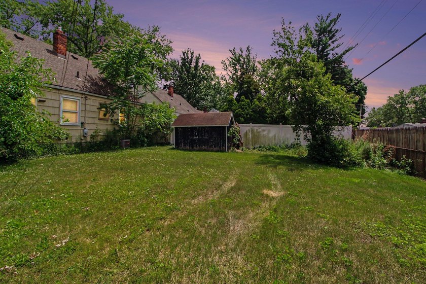 Charming three bedroom one bath Cape Cod with a large fenced in - photo 3